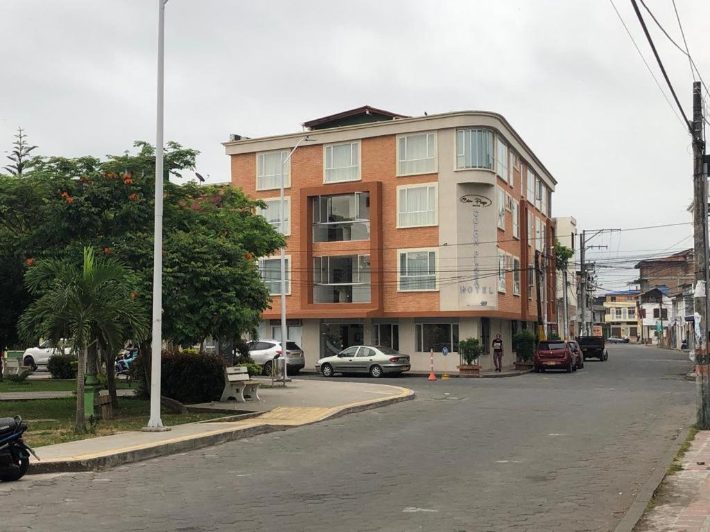 Colon Plaza Hotel Tumaco Exterior photo